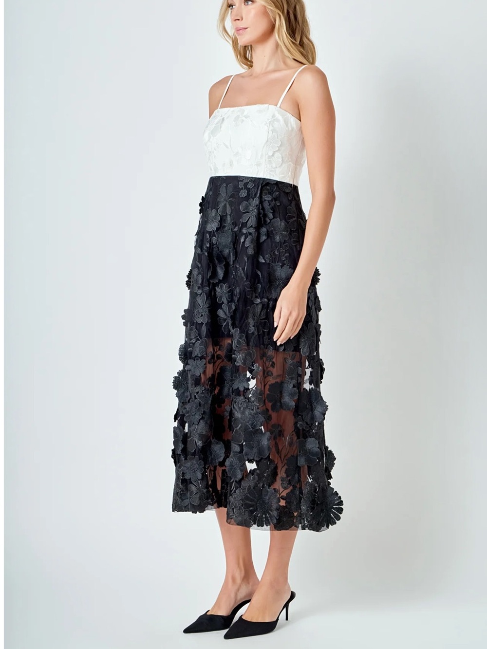 Endless Rose Floral Appliqué Colorblock Midi Dress in White & Black NEW Size S - Picture 2 of 11